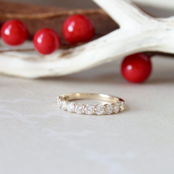 Elegant Vintage Multi-Stone Ring